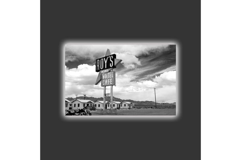 Lærredsbillede med LED-belysning - Nostalgisk skilt fra et motel i et ørkenlandskab - Sort / Hvid / Grå - Boligtilbehør - Billeder & kunst - Billeder på lærred