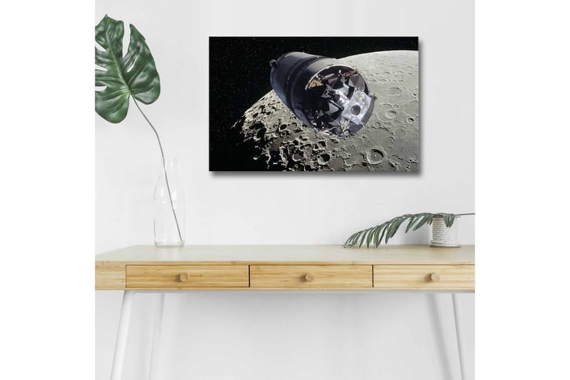 Lærredsbillede med LED-belysning - Rumfartøj i kredsløb om månen - Grå / Sort / Sølv - Boligtilbehør - Billeder & kunst - Billeder på lærred