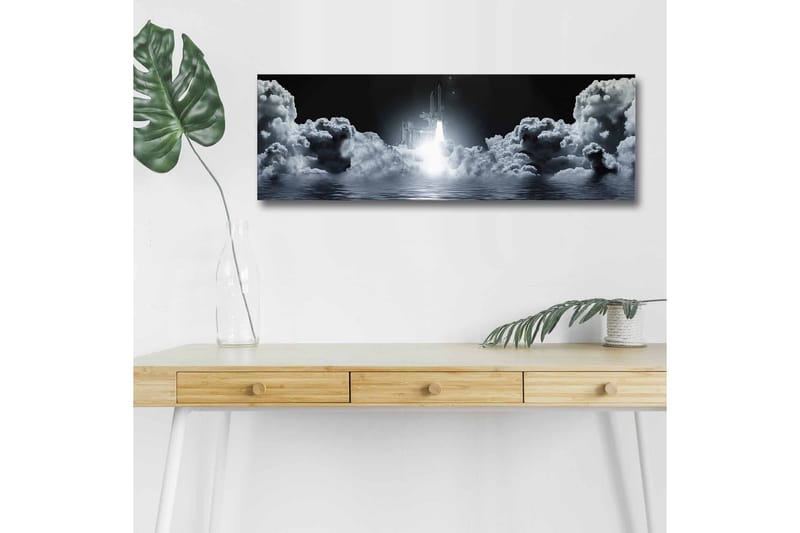 Lærredsbillede med LED-belysning - Rumraket letter gennem en overskyet himmel - Mørkegrå / Hvid / Lyseblå - Boligtilbehør - Billeder & kunst - Billeder på lærred