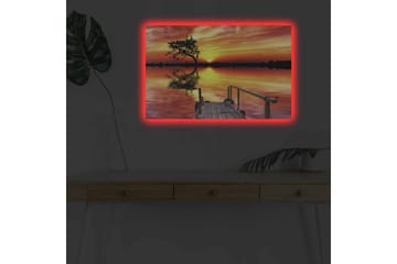 Lærredsbillede med LED-belysning - Smuk solnedgang over en spejlblank sø med en ensom træbanke - Orange / Gul / Sort - Boligtilbehør - Billeder & kunst - Billeder på lærred