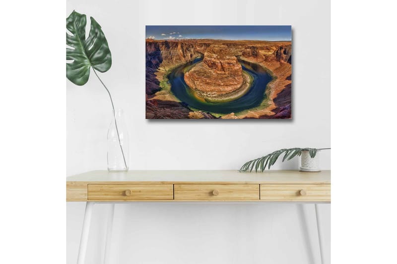 Lærredsbillede med LED-belysning - Smuk udsigt over en snoet flod omgivet af dramatiske klipper, Rød / Grøn / Blå