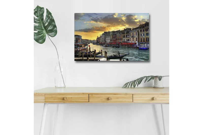 Lærredsbillede med LED-belysning - Smuk udsigt over en venetiansk kanal ved solnedgang, Blå / Orange / Beige