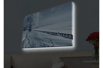 Lærredsbillede med LED-belysning - Snedækket landskab med spor i sneen og træer langs en vej - Hvid / Lyseblå / Grå - Boligtilbehør - Billeder & kunst - Billeder på lærred