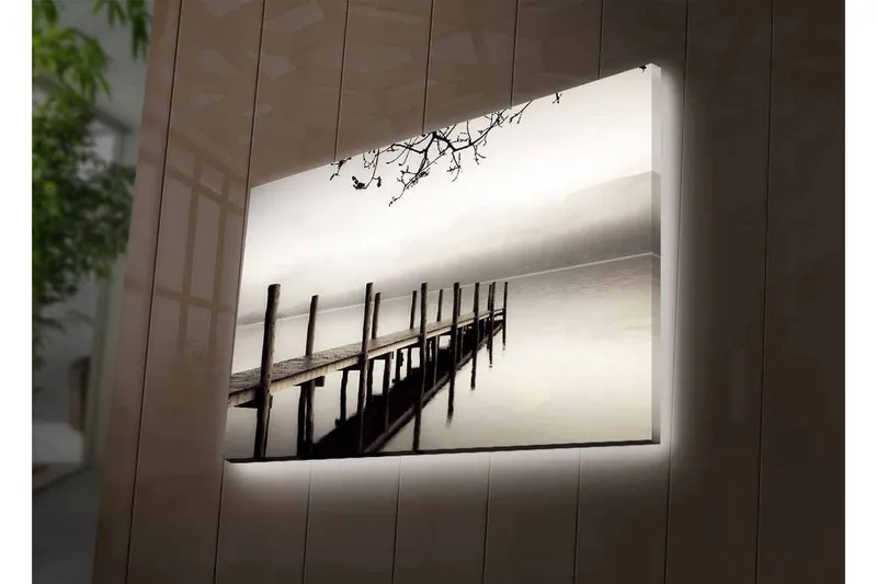 Lærredsbillede med LED-belysning - Stilhed ved en mole i tåge - Grå / Sort / Hvid - Boligtilbehør - Billeder & kunst - Billeder på lærred