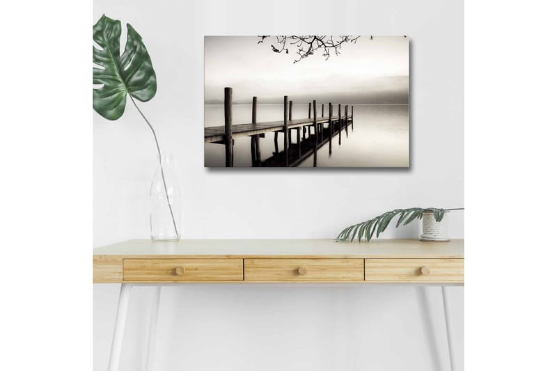 Lærredsbillede med LED-belysning - Stilhed ved en mole i tåge, Grå / Sort / Hvid