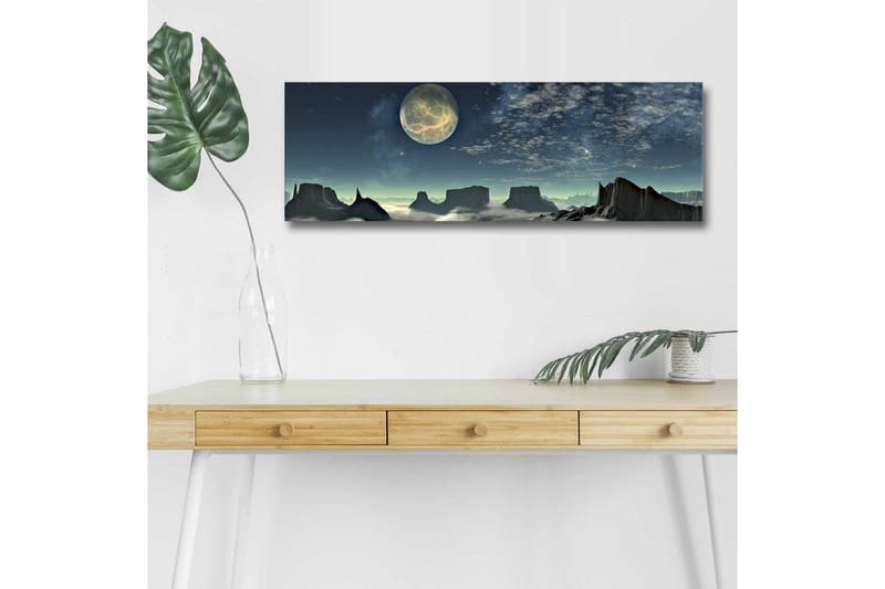 Lærredsbillede med LED-belysning - Storslået natlandskab med en stor måne og dramatiske klippeformationer - Mørkeblå / Grå / Sort - Boligtilbehør - Billeder & kunst - Billeder på lærred