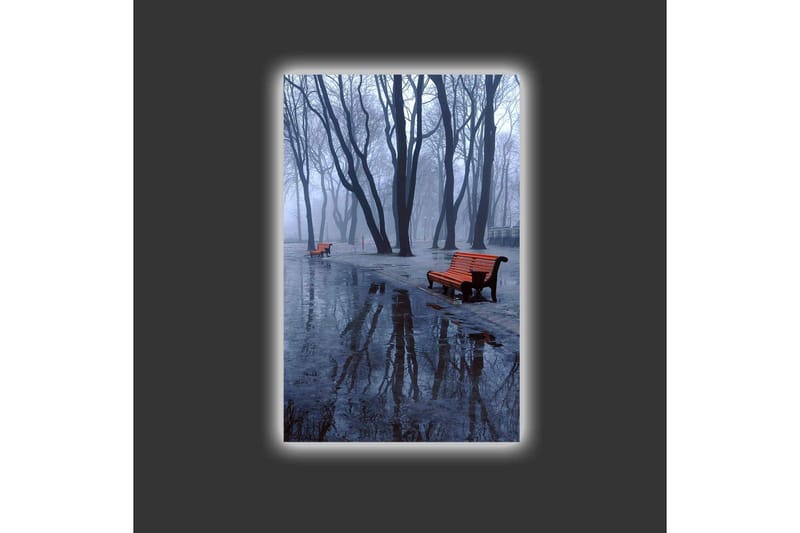 Lærredsbillede med LED-belysning - Tåge over en park med bænke og refleksioner i vandpytter - Mørkeblå / Grå / Orange - Boligtilbehør - Billeder & kunst - Billeder på lærred