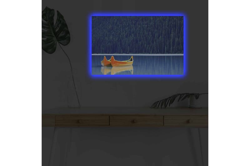 Lærredsbillede med LED-belysning - To kanoer i en spejlblank sø omgivet af tæt skov - Blå / Orange - Boligtilbehør - Billeder & kunst - Billeder på lærred