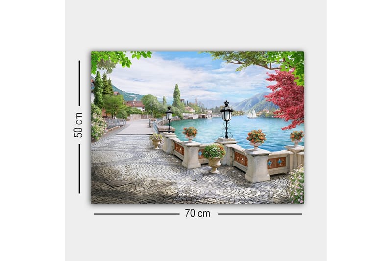 Lærredsbillede - Smuk søudsigt med promenade og blomster i potter - Grøn / Blå / Lyserød - Boligtilbehør - Billeder & kunst - Billeder på lærred