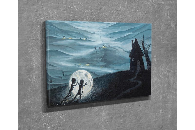 Lærredsbillede - To børn leger med en stor måne i et drømmeagtigt landskab - Mørkeblå / Lysegrå / Sort - Boligtilbehør - Billeder & kunst - Billeder på lærred