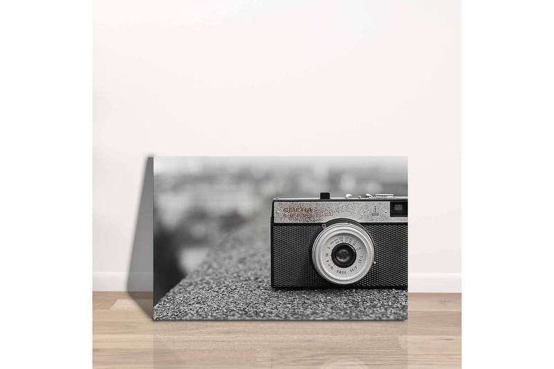 Lærredsbillede - Vintage kamera på en grå overflade - Sort / Grå / Sølv - Boligtilbehør - Billeder & kunst - Billeder på lærred