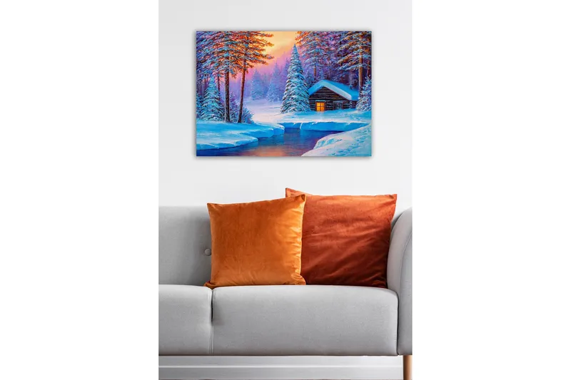Lærredsbillede - Vinterlandskab med et sommerhus omgivet af snedækkede træer - Blå / Hvid / Lilla - Boligtilbehør - Billeder & kunst - Billeder på lærred