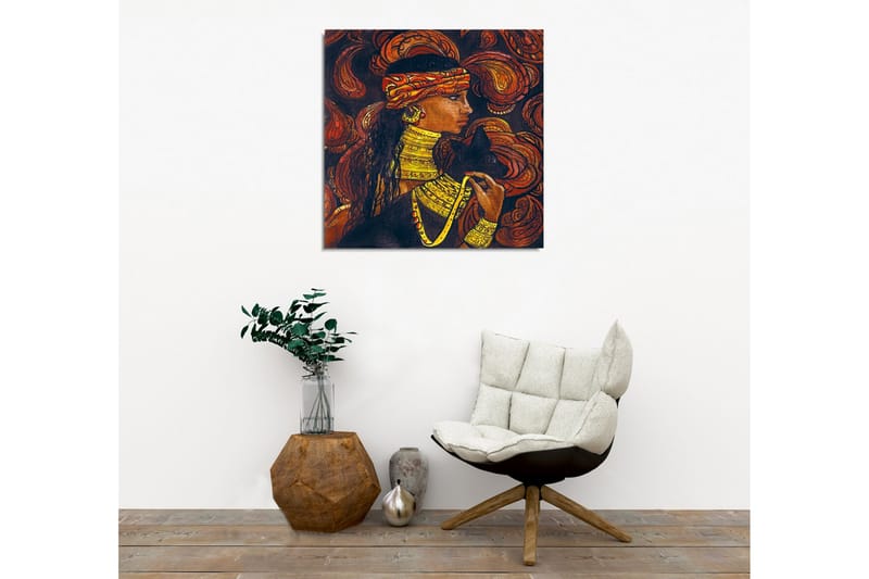 Lærredsbillede - Portræt af en kvinde med smykker og en sort kat - Mørkebrun / Orange / Gul - Boligtilbehør - Billeder & kunst - Billeder på lærred