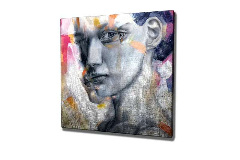 Lærredsbillede - Portræt af en kvinde med et udtryksfuldt ansigtsudtryk, Grå / Lyserød / Orange