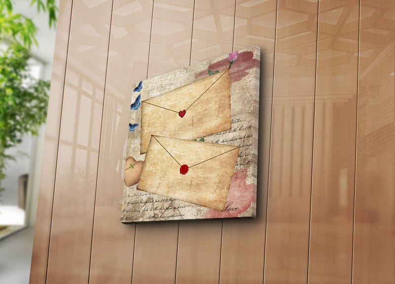 Lærredstryk 45x45 cm - Bogstav med hjerter og blomster på gammeldags papir - Beige / Rød / Blå - Boligtilbehør - Billeder & kunst - Billeder på lærred