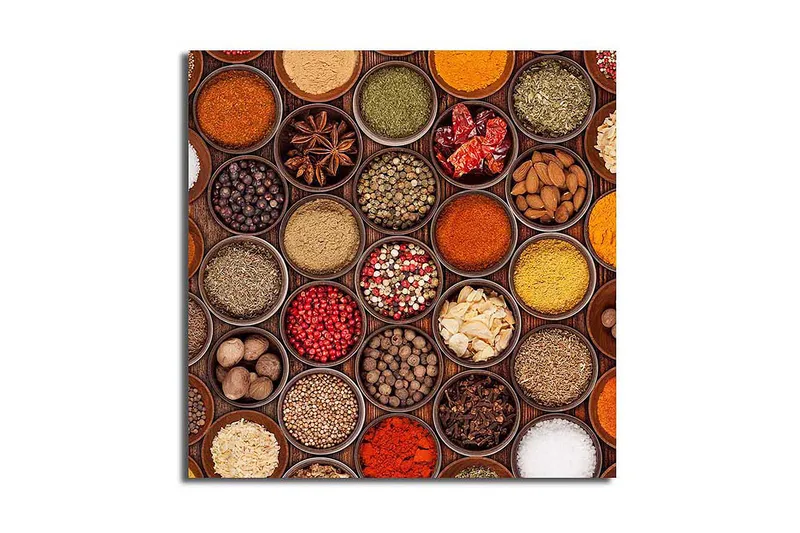 Lærredstryk 45x45 cm - Farverig samling af krydderier i skåle, Rød / Gul / Grøn