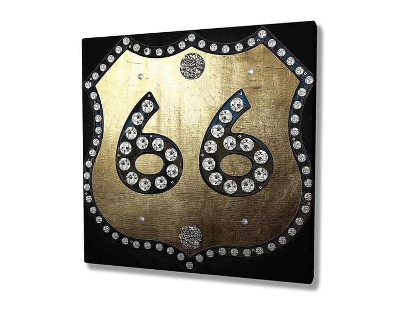 Lærredstryk 45x45 cm - Gyldent skilt med nummer 66 prydet med funklende sten - Guld / Sort - Boligtilbehør - Billeder & kunst - Billeder på lærred