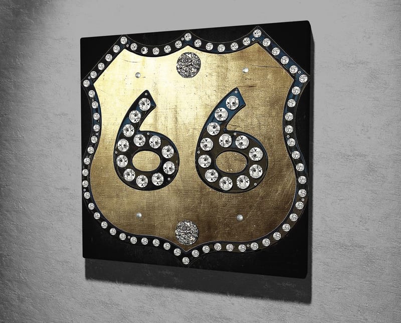 Lærredstryk 45x45 cm - Gyldent skilt med nummer 66 prydet med funklende sten - Guld / Sort - Boligtilbehør - Billeder & kunst - Billeder på lærred
