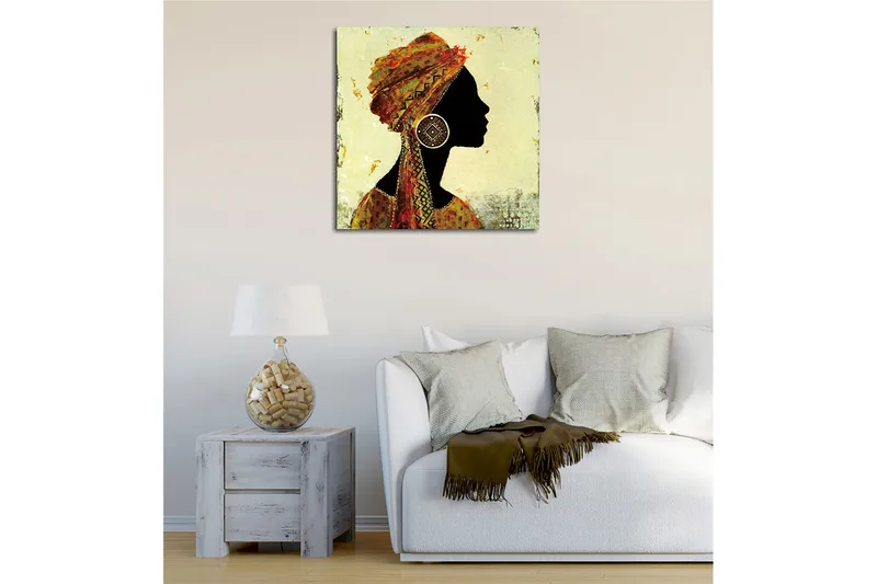 Lærredstryk 45x45 cm - Silhuet af en kvinde med traditionel hovedbeklædning og store øreringe, Sort / Guld / Orange