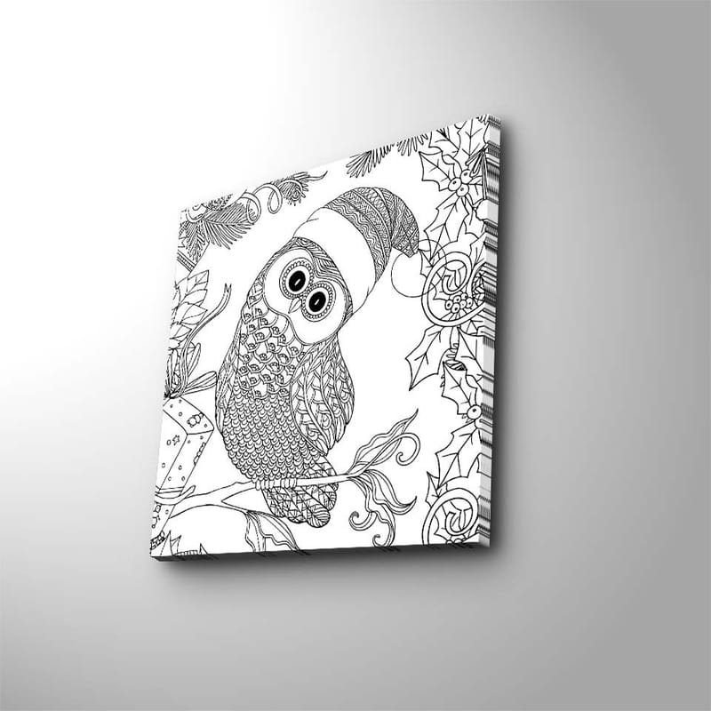 Lærredstryk 45x45 cm - Ugle med nissehue omgivet af julepynt, Sort / Hvid
