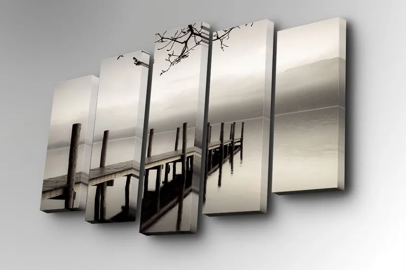 Lærredstryk i 5 dele 82x50 cm - Stilhed ved en mole i tåge - Grå / Sort / Hvid - Boligtilbehør - Billeder & kunst - Billeder på lærred