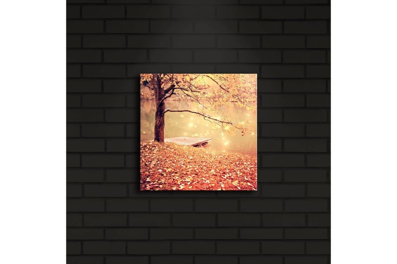 Lærredstryk med LED-belysning 28x28 cm - Smukt efterårsscene med et træ og en båd ved en spejlblank sø - Orange / Guld / Brun - Boligtilbehør - Billeder & kunst - Billeder på lærred