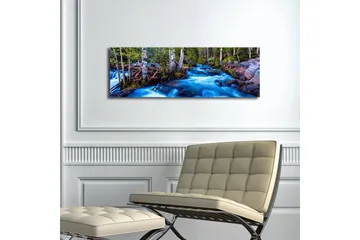 Lærredstryk med LED-belysning 30x90 cm - Strømmende vand i et naturskønt miljø med omkringliggende træer - Blå / Grøn / Brun - Boligtilbehør - Billeder & kunst - Billeder på lærred