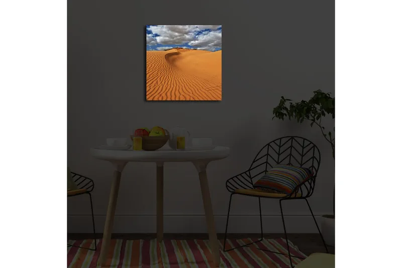 Lærredstryk med LED-belysning 40x40 cm - Sandklitter under en blå himmel med skyer - Orange / Blå / Hvid - Boligtilbehør - Billeder & kunst - Billeder på lærred