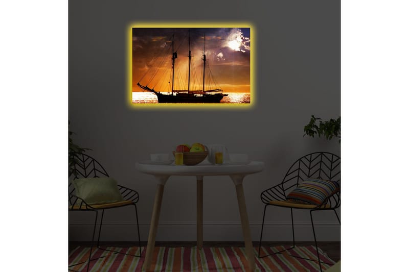 Lærredstryk med LED-belysning 45x70 cm - Sejlbåd mod en solnedgang over havet - Orange / Sort / Guld - Boligtilbehør - Billeder & kunst - Billeder på lærred