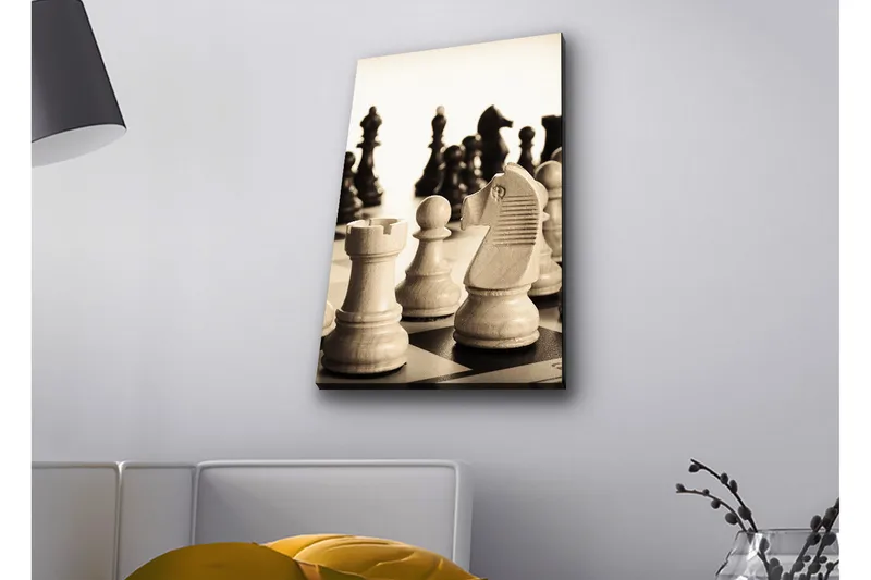 Lærredstryk med LED-belysning - Strategisk skakopstilling med træbrikker, Beige / Sort / Brun