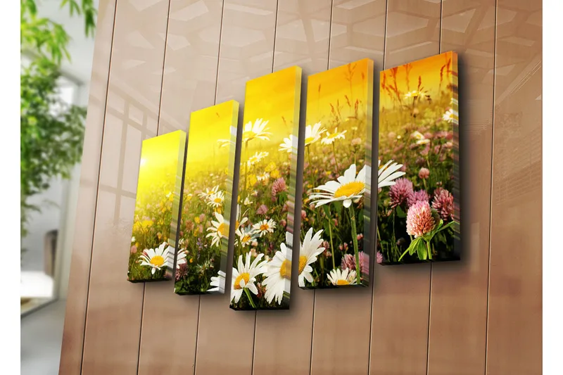 Stort lærredstryk i 5 dele 105x70 cm - Blomstrende eng med margueritter og kløverblomster - Gul / Hvid / Grøn - Boligtilbehør - Billeder & kunst - Billeder på lærred