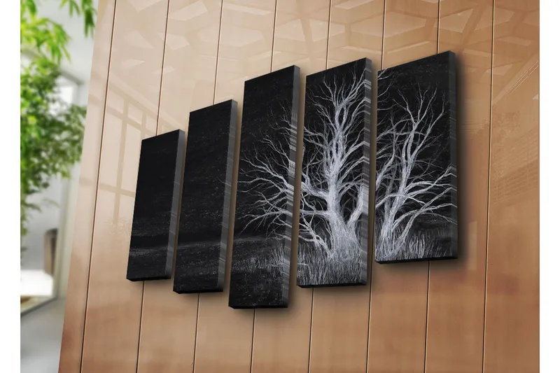 Stort lærredstryk i 5 dele 105x70 cm - Dødens træ i et mørkt landskab - Sort / Hvid - Boligtilbehør - Billeder & kunst - Billeder på lærred