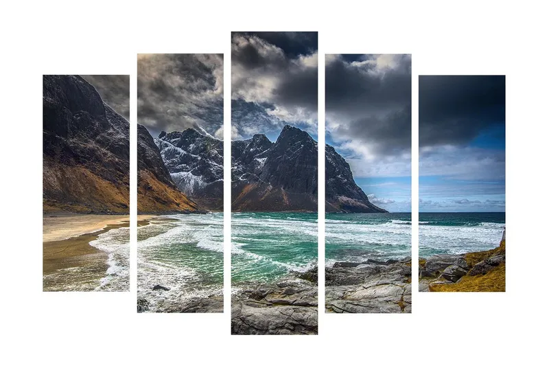 Stort lærredstryk i 5 dele 105x70 cm - Dramatiske bjerge med hav og strand - Mørkegrå / Turkis / Beige - Boligtilbehør - Billeder & kunst - Billeder på lærred