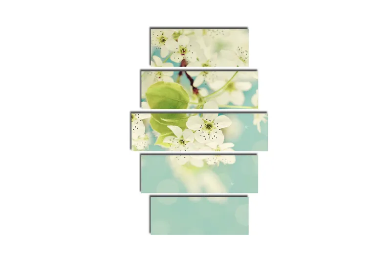 Stort lærredstryk i 5 dele 105x70 cm - Hvide hortensiaer i blomst mod en blød blå baggrund - Hvid / Grøn / Blå - Boligtilbehør - Billeder & kunst - Billeder på lærred