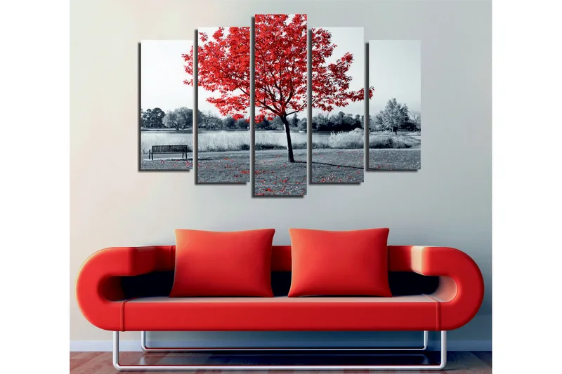 Stort lærredstryk i 5 dele 105x70 cm - Rød ahorn i et sort-hvidt landskabsmiljø - Rød / Sort / Grå - Boligtilbehør - Billeder & kunst - Billeder på lærred