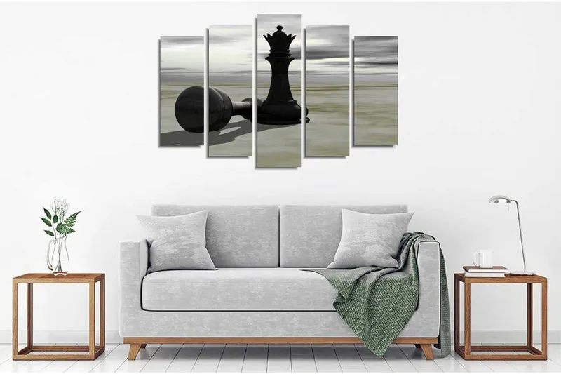 Stort lærredstryk i 5 dele 105x70 cm - Skakbrik i silhuet med dramatisk baggrund - Sort / Grå / Beige - Boligtilbehør - Billeder & kunst - Billeder på lærred