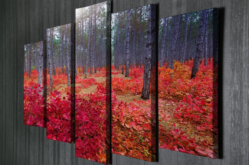 Stort lærredstryk i 5 dele 105x70 cm - Smuk skov med efterårsfarver og røde blade - Rød / Grøn / Brun - Boligtilbehør - Billeder & kunst - Billeder på lærred