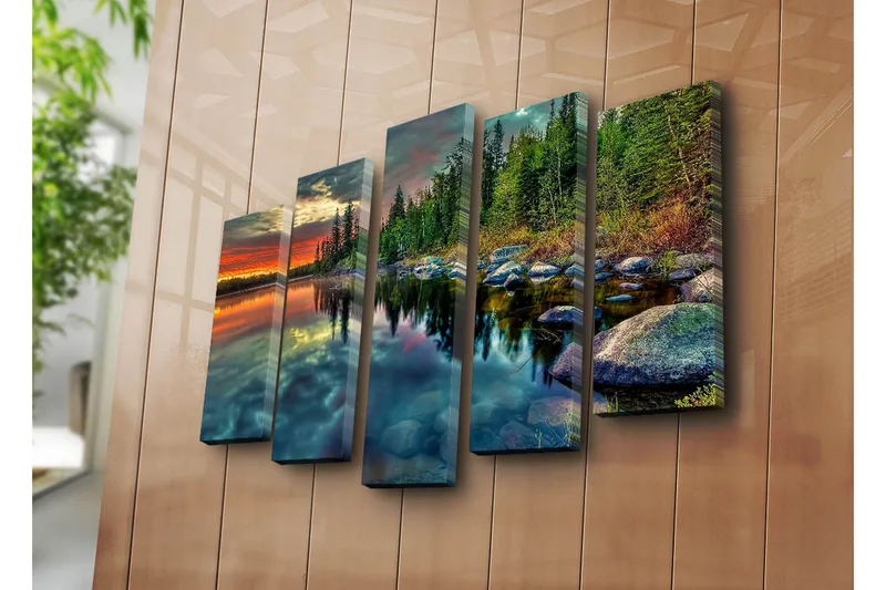 Stort lærredstryk i 5 dele 105x70 cm - Storslået sølandskab med spejlblanke vandflader og omgivende skov - Grøn / Orange / Blå - Boligtilbehør - Billeder & kunst - Billeder på lærred