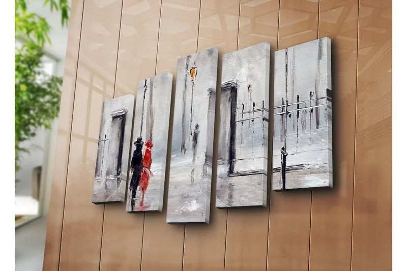 Stort lærredstryk i 5 dele 105x70 cm - Par i regnvejr med rød kjole og sort jakkesæt - Rød / Sort / Grå - Boligtilbehør - Billeder & kunst - Billeder på lærred