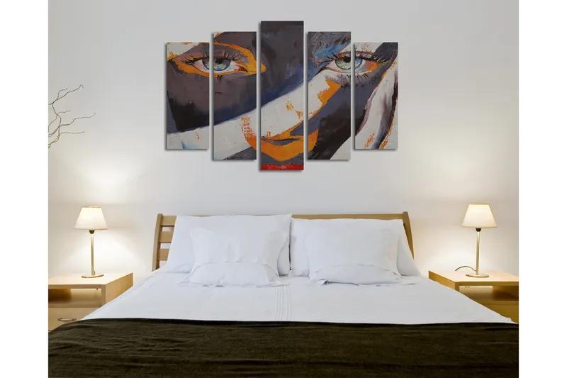 Stort lærredstryk i 5 dele 105x70 cm - Portræt af en kvinde med udtryksfulde øjne - Mørkeblå / Orange / Grå - Boligtilbehør - Billeder & kunst - Billeder på lærred