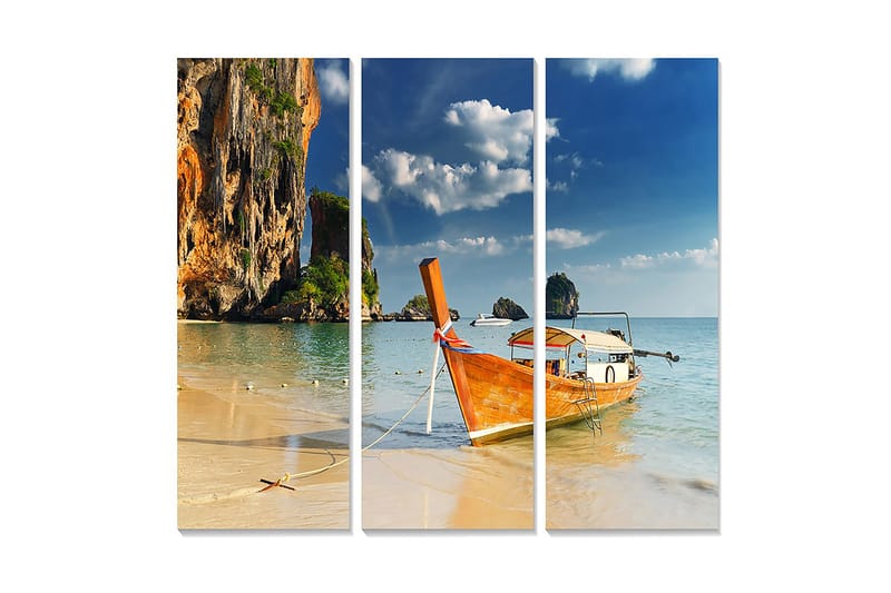 Trælærredstryk 3-delt 50x70 cm - Båd på en tropisk strand med klipper i baggrunden, Orange / Blå / Grøn