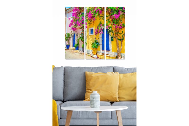 Trælærredstryk 3-delt 50x70 cm - Farverig facade med bougainvillea og blå dør, Lyserød / Gul / Blå