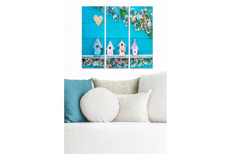 Trælærredstryk 3-delt 50x70 cm - Farverige fuglehuse mod en lyseblå baggrund, Lyseblå / Pink / Hvid
