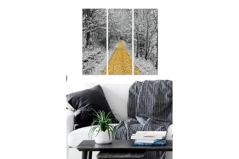 Trælærredstryk 3-delt 50x70 cm - Gylden vej omkranset af snedækkede træer, Gul / Sort / Hvid