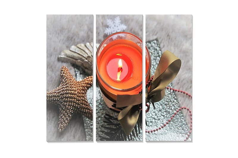 Trælærredstryk 3-delt 50x70 cm - Lysende lanterne med en varm orange tone omgivet af julepynt, Orange / Brun / Grøn