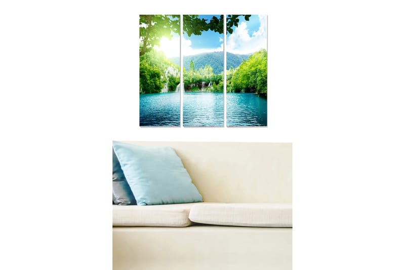 Trælærredstryk 3-delt 50x70 cm - Rolig sø med omgivende grønne områder og bjerge, Turkis / Grøn / Blå