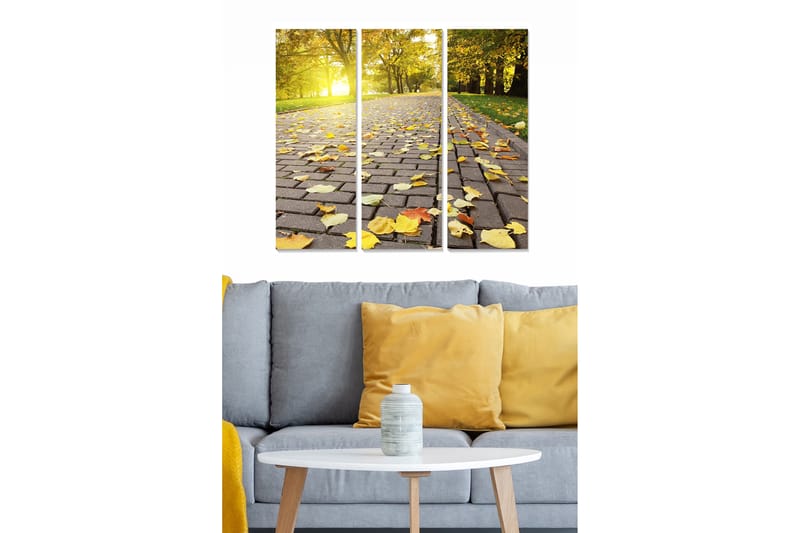 Trælærredstryk 3-delt 50x70 cm - Smuk efterårstur med gule blade på en asfalteret vej, Gul / Brun / Grøn