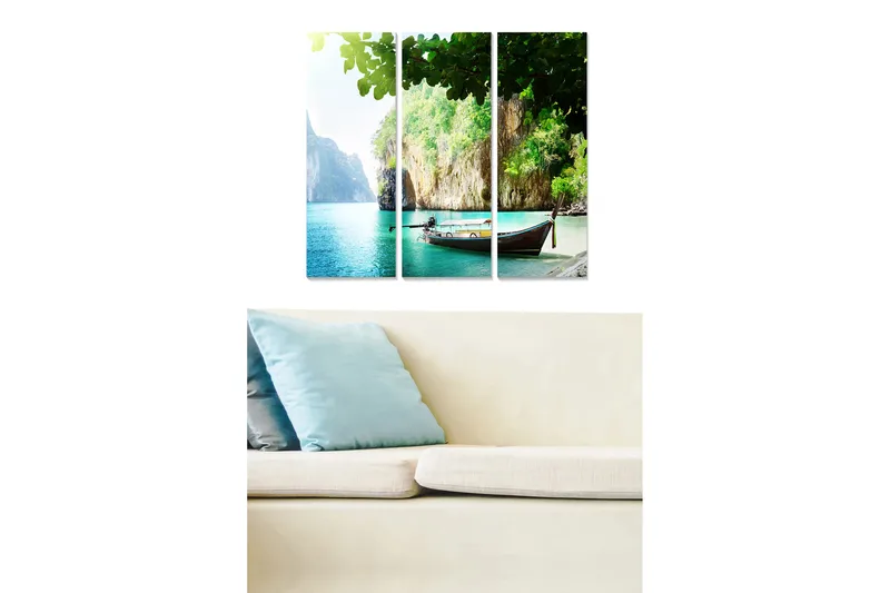 Trælærredstryk 3-delt 50x70 cm - Smuk kystlinje med en båd på en klar turkis strand - Turkis / Grøn / Beige - Boligtilbehør - Billeder & kunst - Billeder på lærred