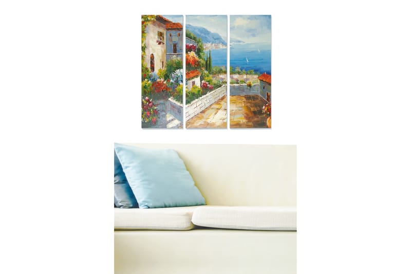 Trælærredstryk 3-delt 50x70 cm - Smuk udsigt over en middelhavsinspireret landsby med blomster og havet i baggrunden - Grøn / Blå / Terrakotta - Boligtilbehør - Billeder & kunst - Billeder på lærred