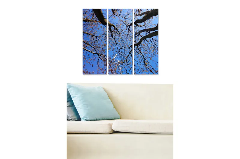 Trælærredstryk 3-delt 50x70 cm - Smuk udsigt over trætoppe mod en klar blå himmel, Blå / Brun / Guld